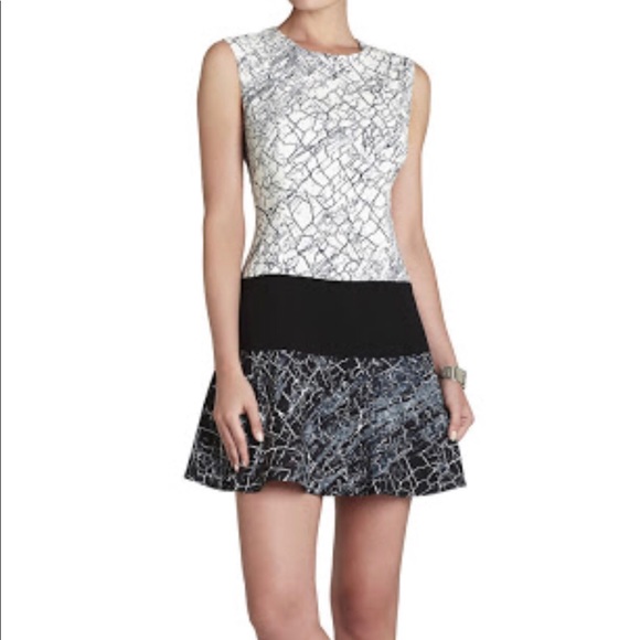BCBGMaxAzria Dresses & Skirts - BCBG Lillian dress size 4 BCBGMaxAzria Dresses & Skirts - BCBG Lillian dress size 4
